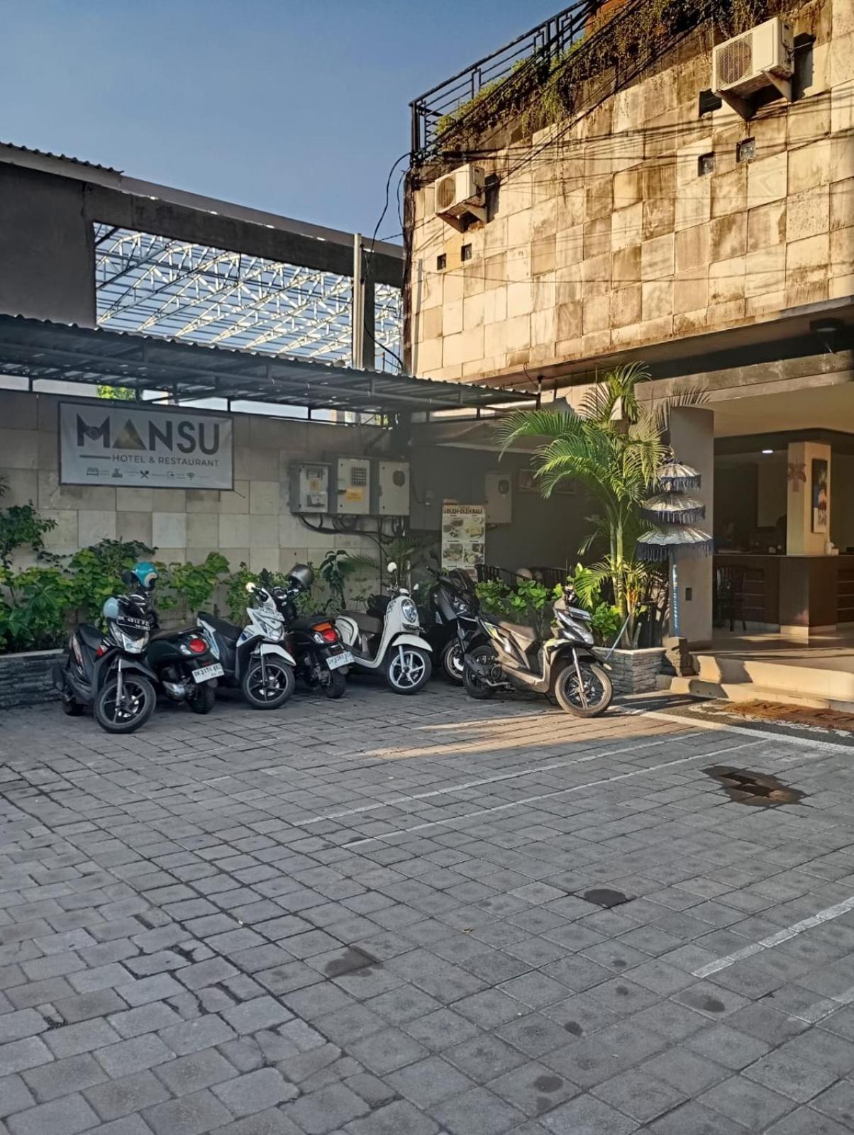 Mansu Hotel And Spa Legian Kuta Lombok Εξωτερικό φωτογραφία