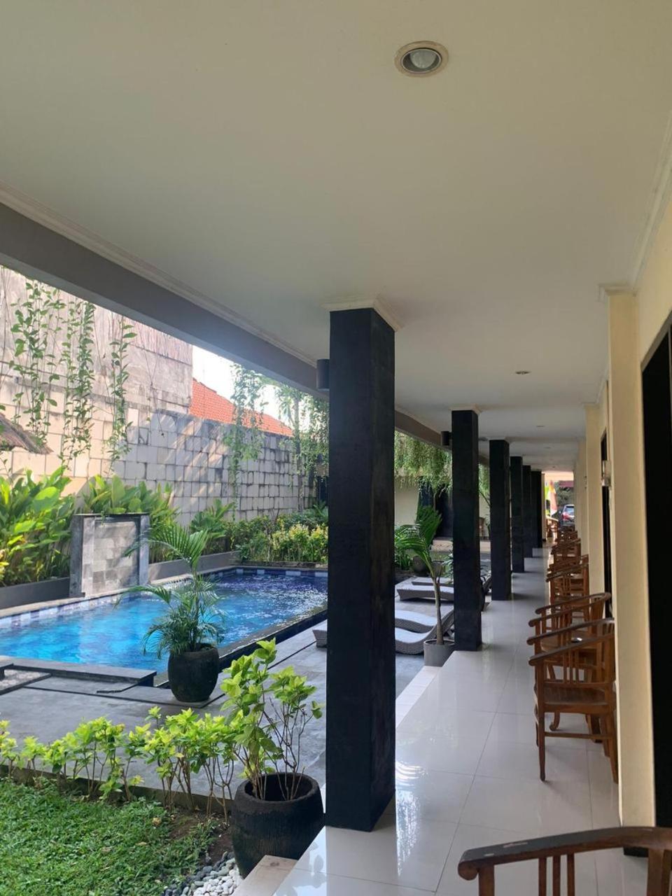Mansu Hotel And Spa Legian Kuta Lombok Εξωτερικό φωτογραφία